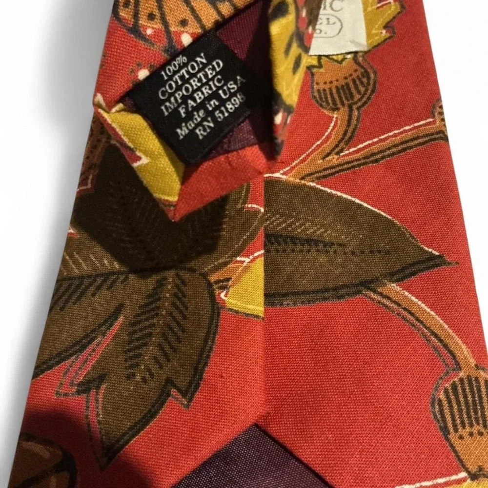 Vintage Banana Republic tie‎